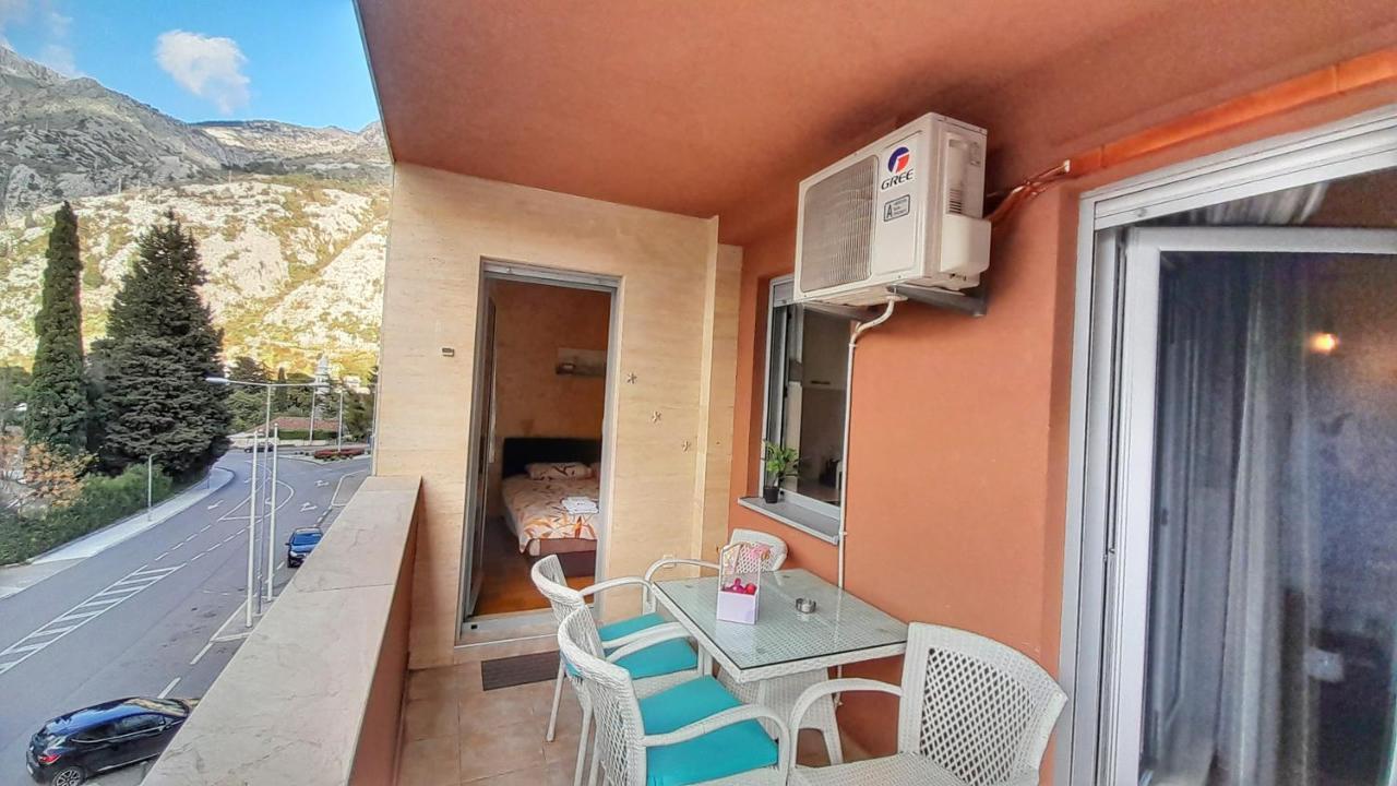 Sea View Apartment In Kotor ! Apartment Popica Exterior foto